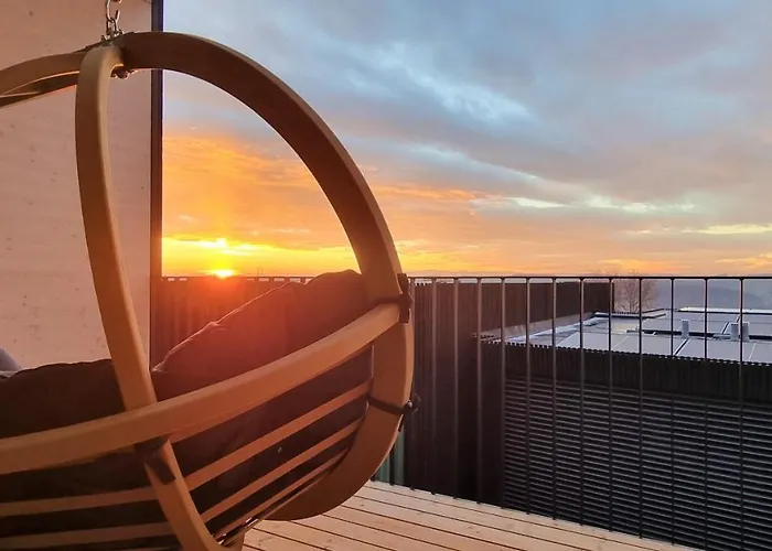 Apartment Stock & Stein