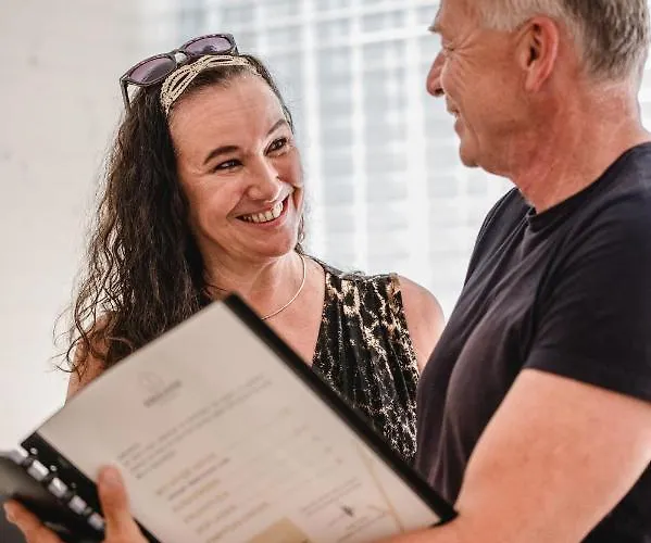 شقة Stock & Stein *