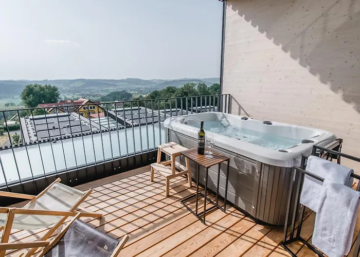 Apartment Stock & Stein *