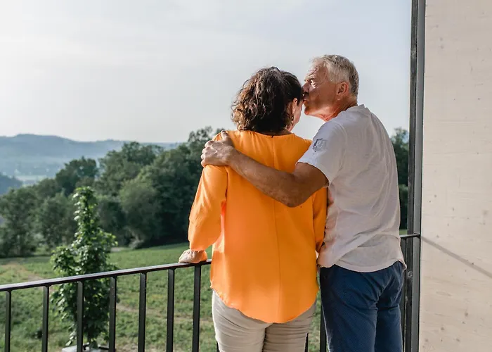 Stock & Stein شقة *